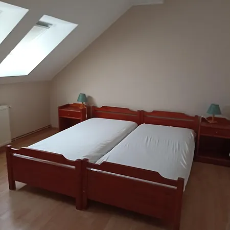 Apartment Bor Apartmanhaz *