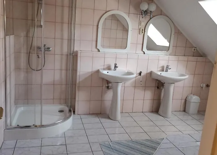 Bor Apartmanhaz Διαμέρισμα *