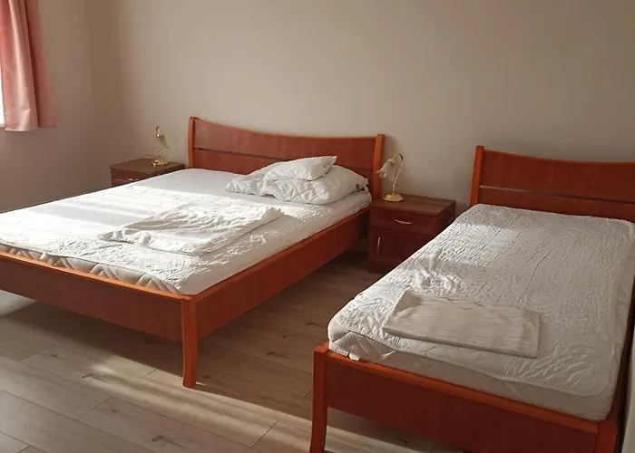 Bor Apartmanhaz Διαμέρισμα *